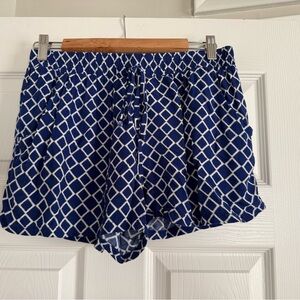 BeBop Blue & White Flowy Boho Shorts Size Large
